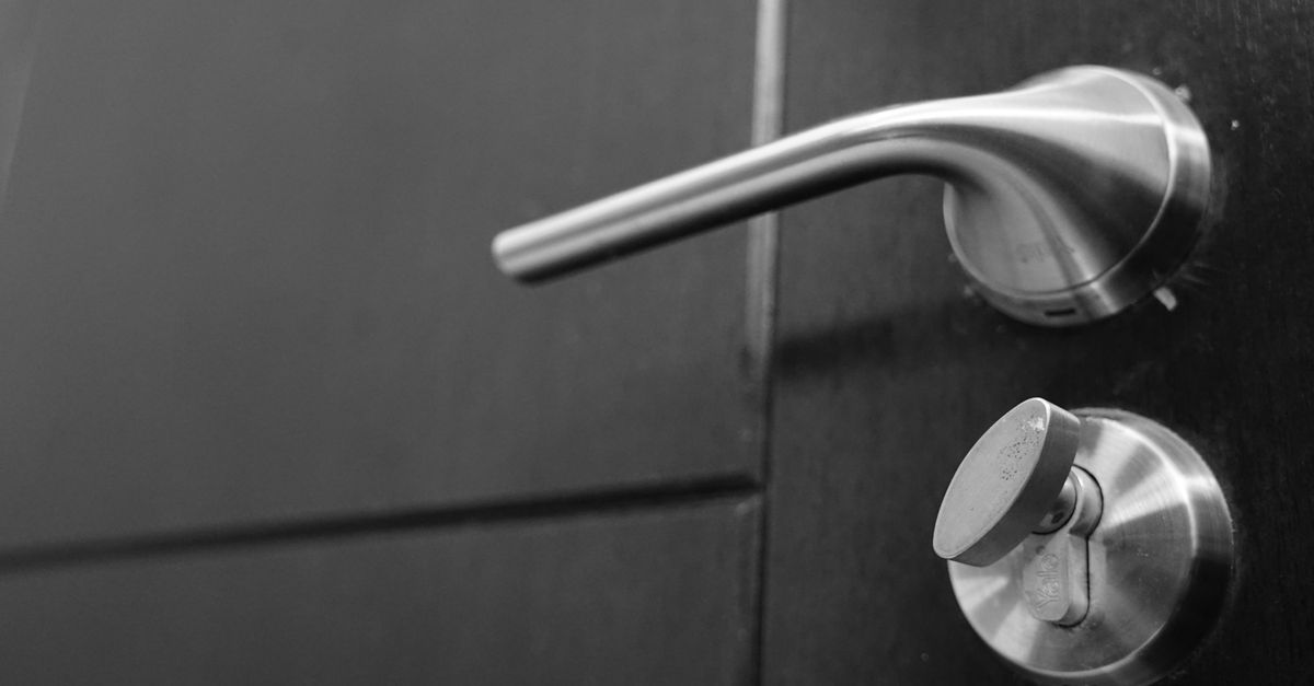 front door lock key — All Points Locksmith